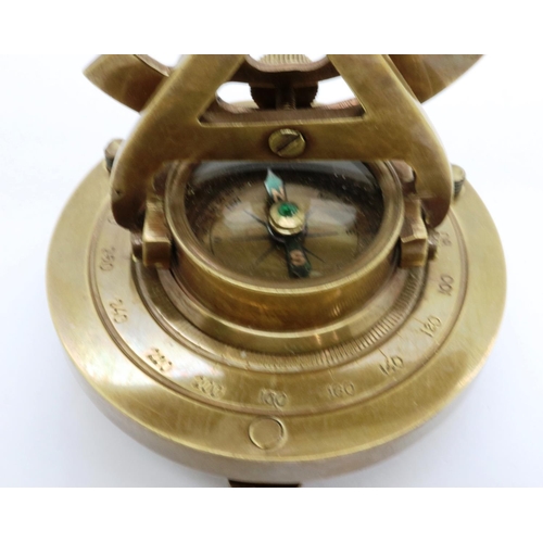 168 - Miniature brass telescope and compass, H: 10 cm. P&P Group 2 (£18+VAT for the first lot and £3+VAT f... 