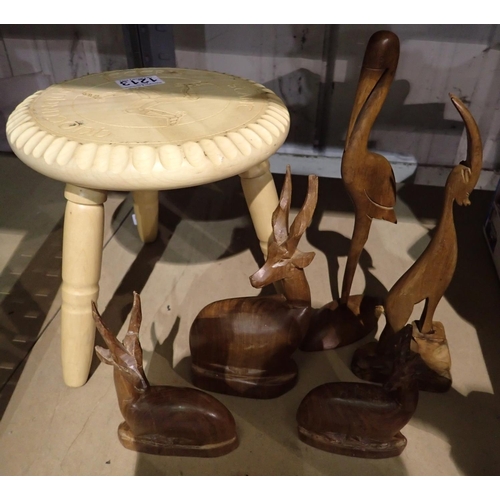 1213 - Isle of Man stool and carved wooden animals. Not available for in-house P&P