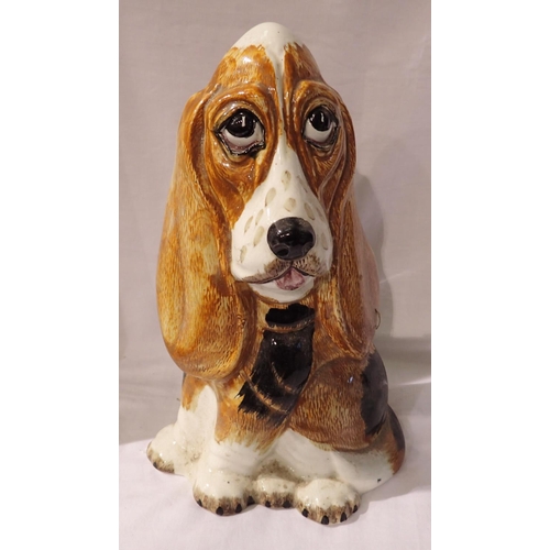 1237 - Price Kensington Basset Hound figurine, H: 32 cm. P&P Group 2 (£18+VAT for the first lot and £3+VAT ... 