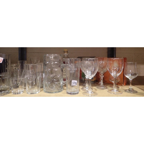 1376 - Collection of mixed glassware including a two pint stein. Not available for in-house P&P