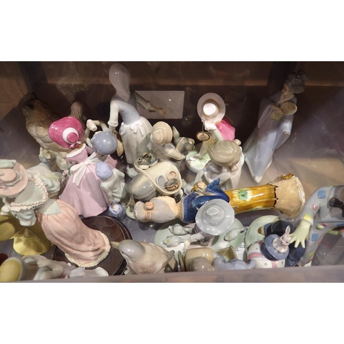 1377 - Quantity of mixed ceramics to include Lladro style figurines, largest H: 20 cm. Not available for in... 