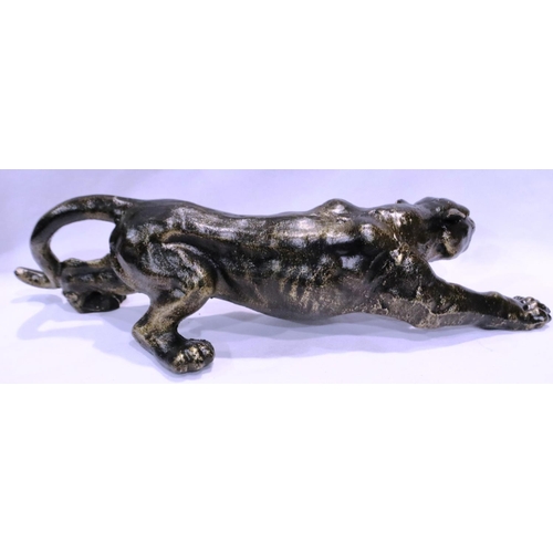 319 - Large bronzed cast iron stalking lioness, L: 40 cm. P&P Group 3 (£25+VAT for the first lot and £5+VA... 