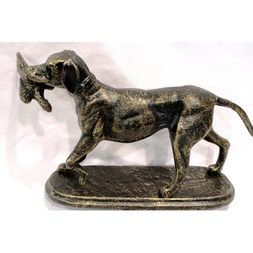 332 - Bronzed cast iron retriever with pheasant figurine, L: 20 cm. P&P Group 1 (£14+VAT for the first lot... 