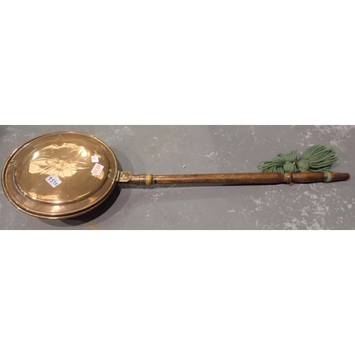 1516 - Copper bed warming pan. Not available for in-house P&P