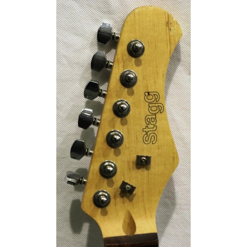 404 - Stagg electric guitar. P&P Group 3 (£25+VAT for the first lot and £5+VAT for subsequent lots)