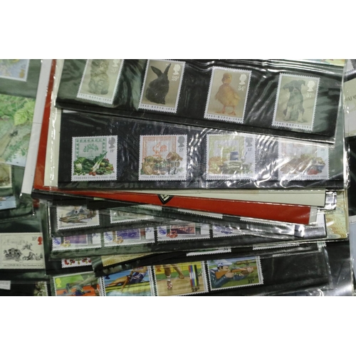 369 - Approximately seventy British Mint stamp sets, early to mid 1980s. P&P Group 1 (£14+VAT for the firs... 