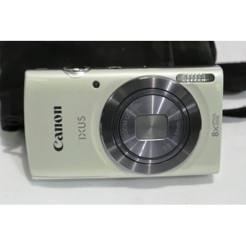 387 - Pentax HDMI camera with 26x optical zoom lens with accessories. P&P Group 2 (£18+VAT for the first l... 