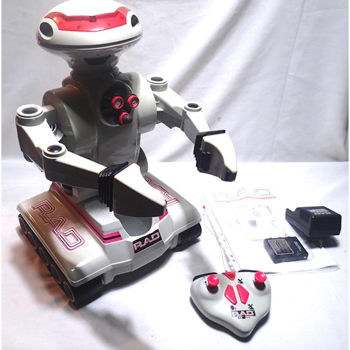 2022 - R.A.D robot, radio controlled, complete with battery charger and instructions, unboxed. P&P Group 1 ... 