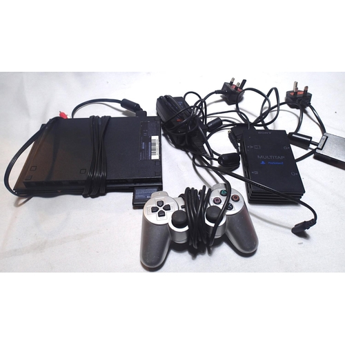 2029 - PlayStation 2 Slim console with controller and accessories. P&P Group 1 (£14+VAT for the first lot a... 