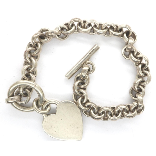 36 - Heavy gauge 925 silver T-bar bracelet with heart charm, bracelet L: 19 cm. P&P Group 1 (£14+VAT for ... 