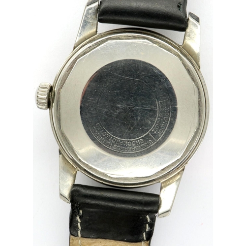 126 - Le CHEMINANT: Master Mariner gents 41 jewel steel cased manual wind wristwatch, with circular champa... 