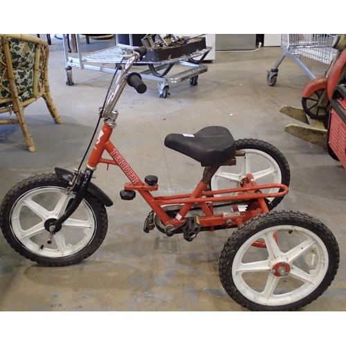 1021 - Childs Red Terrier tricycle. Not available for in-house P&P