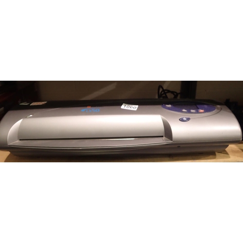 1060 - Rexel LX50 laminator. P&P Group 3 (£25+VAT for the first lot and £5+VAT for subsequent lots)