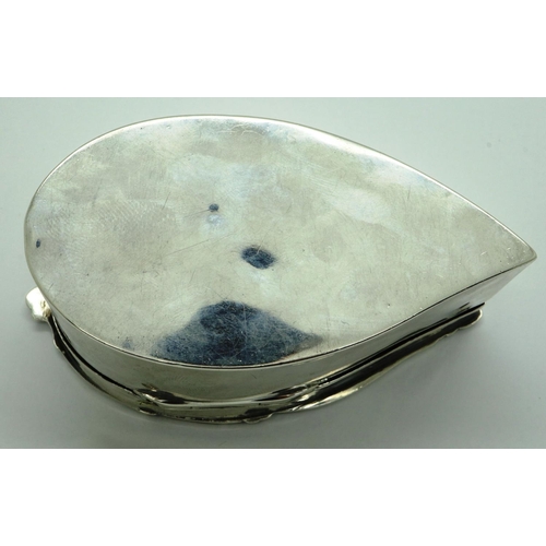 186 - Hallmarked silver Art Nouveau trinket box, Birmingham assay 1901, 90 x 35 x 50 mm H, 57g. Hallmarks ... 