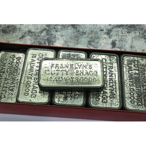 307 - Franklins Cutty Shagg metal tin and dominoes, full set of twenty eight. P&P Group 1 (£14+VAT for the... 