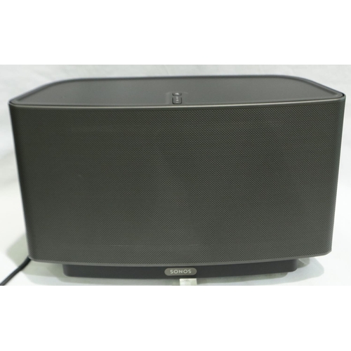 1069 - Sonos Play 5 speaker in black, does not switch on. All electrical items in this lot have been PAT te... 