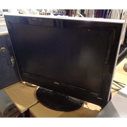 1367 - LCD TV 19 inch receiver. Not available for in-house P&P
All electrical items in this lot have been P... 