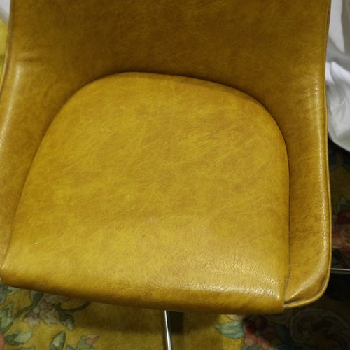 2134 - Pair of 1970s faux leather swivel chairs on four arm chrome base. Not available for in-house P&P