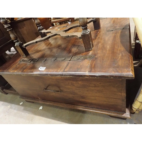 1455 - Middle Eastern hardwood coffee table with two hinged lids, 90 x 90 x 40 cm H. Not available for in-h... 