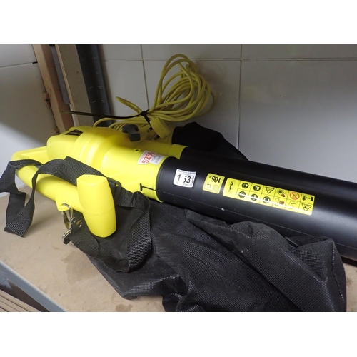 1531 - Challenge leaf blower/vac. Not available for in-house P&P
All electrical items in this lot have been... 