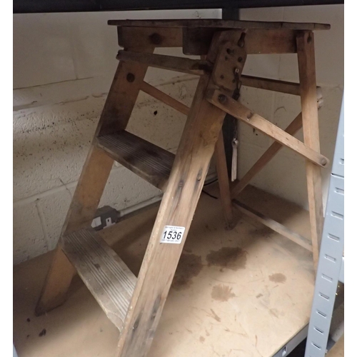 1536 - Two step wooden step ladder. Not available for in-house P&P