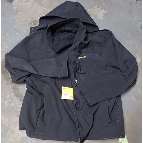 1537 - New Stanley softshell jacket, size XL. Not available for in-house P&P