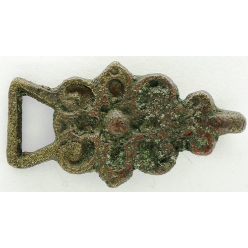 203 - 15th century Medieval Iron clothing fastener, L: 36 mm. P&P Group 0 (£5+VAT for the first lot and £1... 