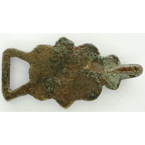 203 - 15th century Medieval Iron clothing fastener, L: 36 mm. P&P Group 0 (£5+VAT for the first lot and £1... 