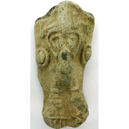 205 - Indian States crude stone carving of elephant, L: 70 mm. P&P Group 0 (£5+VAT for the first lot and £... 