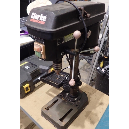 1605 - Clarke pillar drill. Not available for in-house P&P
All electrical items in this lot have been PAT t... 