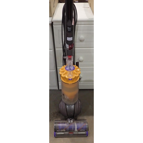 1676 - Dyson corded upright vacuum cleaner. Not available for in-house P&P