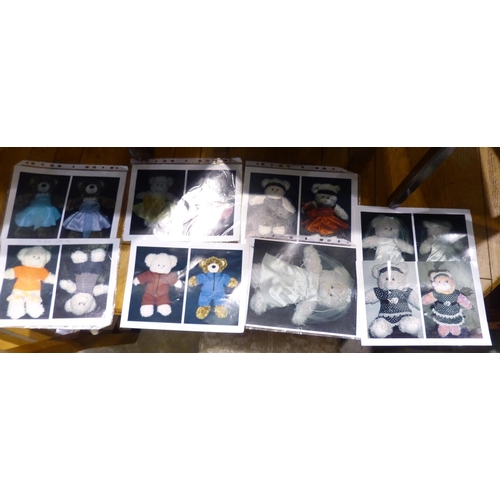 1030 - Fifty sets of teddy bear clothing, new and packed. P&P Group 2 (£18+VAT for the first lot and £3+VAT... 