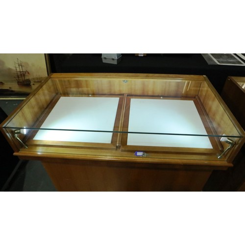 2079 - A pair of jewellery trade display cabinets, each with leatherette slide out drawers and folding base... 