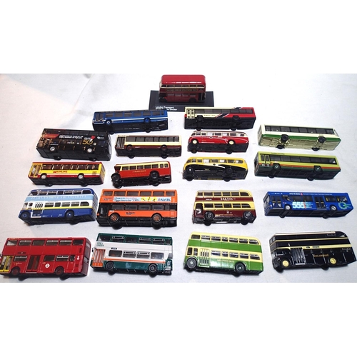 2055 - Nineteen 1/72 scale EFE/OOC buses and coaches mostly in good condition, unboxed. P&P Group 1 (£14+VA... 