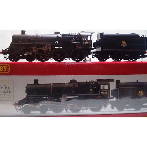 2083 - OO scale Hornby R3016 standard class 4ms, 75072, Black Early Crest in excellent condition, DCC on bo... 