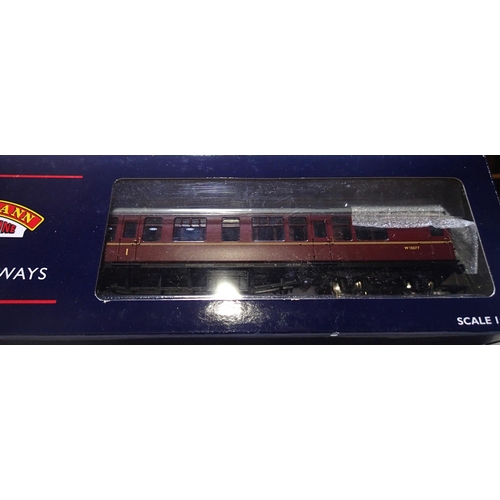 2159 - OO scale Bachmann 39-126D B.R MK1 composite CK coach Maroon in near mint condition, boxed. P&P Group... 