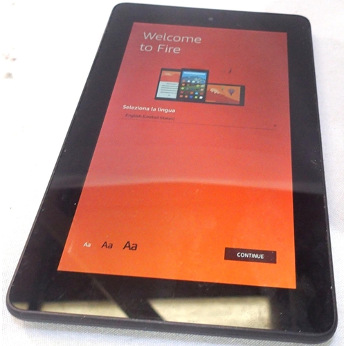 2197 - Amazon Fire tablet SV98LN, unlocked, no charger. P&P Group 1 (£14+VAT for the first lot and £1+VAT f... 