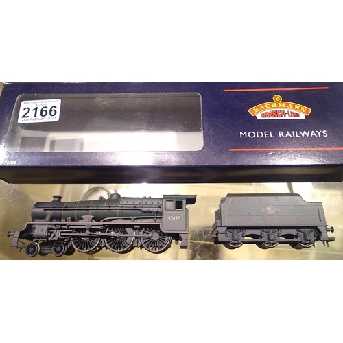 2166 - OO scale Bachmann 31-160 Jubilee 45697 Achilles, B.R Green, Late Crest, weathered, in near mint cond... 