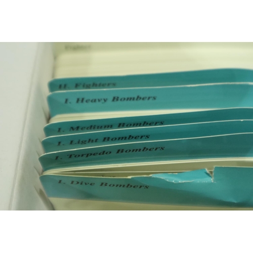 1293 - Set of Iris Warplane Collectors Club cards, approximately 200. P&P Group 2 (£18+VAT for the first lo... 