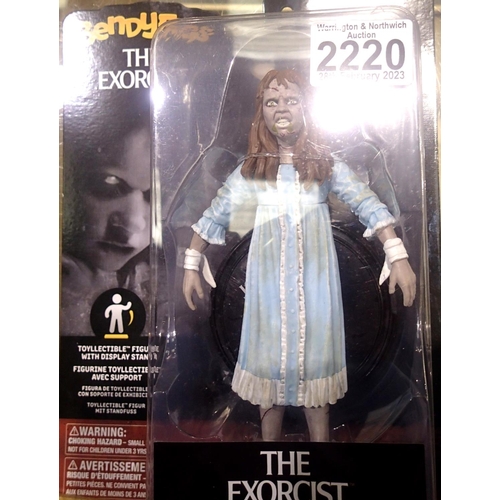 2220 - The Exorcist Bendyfigs figurine in good condition, boxed, H: 19 cm. P&P Group 1 (£14+VAT for the fir... 