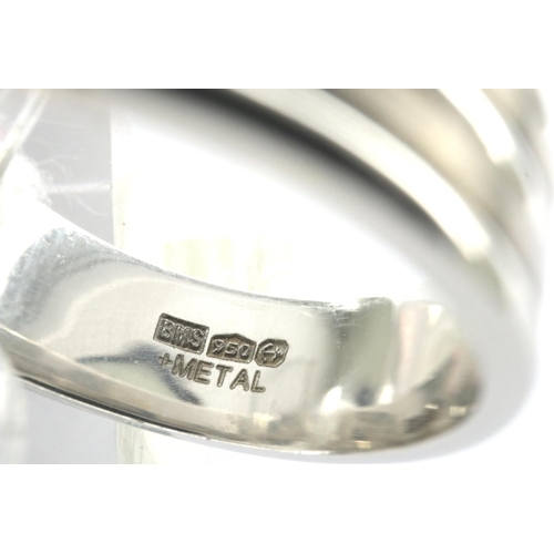 14 - Gents platinum and titanium band ring, size O/P, 7.8g. P&P Group 1 (£14+VAT for the first lot and £1... 