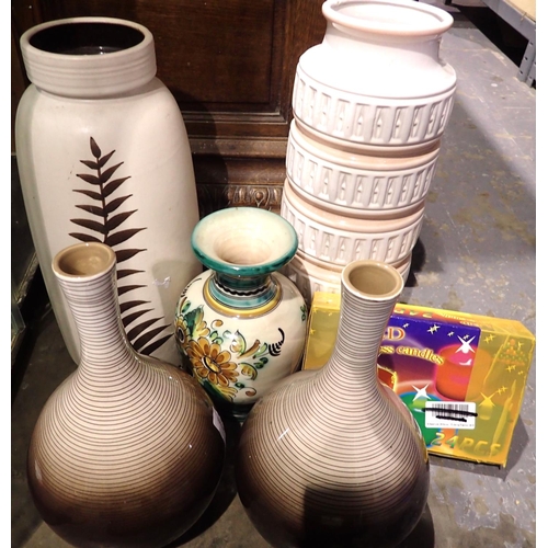 1043 - Pair of bulbous ceramic vases, each H: 30 cm, and further ceramics. Not available for in-house P&P