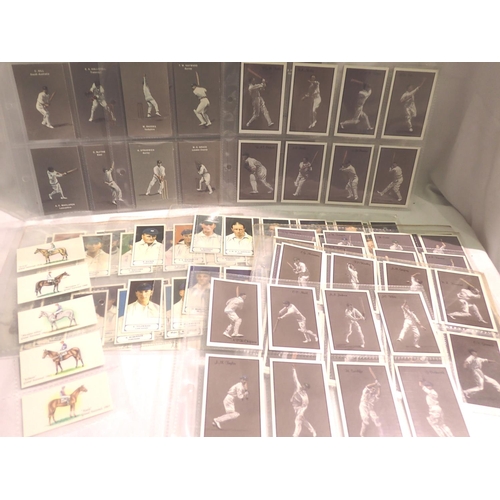 1142 - Approximately 200 reproduction sporting cigarette cards, cricket and horseracing. P&P Group 1 (£14+V... 