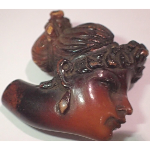 1152 - Carved Meerschaum pipe head, H: 40 mm. P&P Group 1 (£14+VAT for the first lot and £1+VAT for subsequ... 