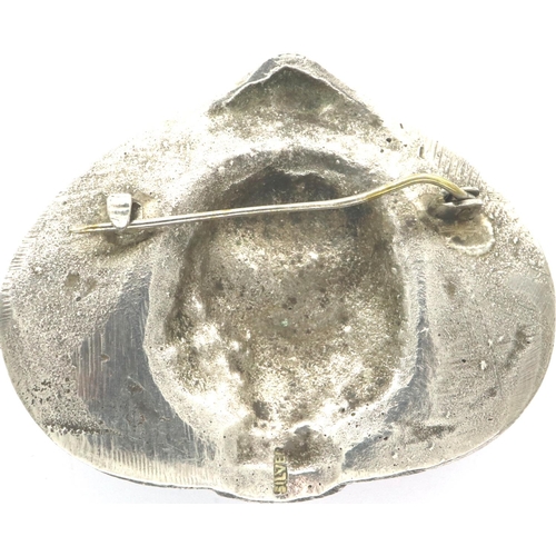 118 - Mid 20th century presumed silver modernist cast brooch depicting a lady, D: 50 mm, 32g. P&P Group 1 ... 