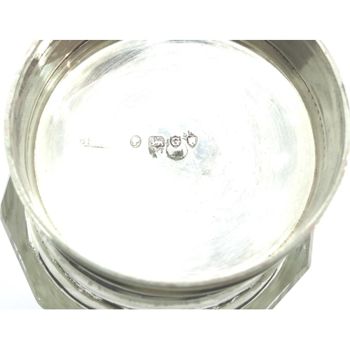 136 - Hallmarked silver topped glass bottle, London assay, H: 90 mm. P&P Group 1 (£14+VAT for the first lo... 