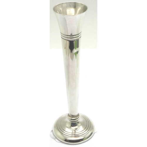 156 - SJ Rose & Sons, Elizabeth II hallmarked silver spill vase, Birmingham assay, H: 16 cm, 58g. P&P Grou... 