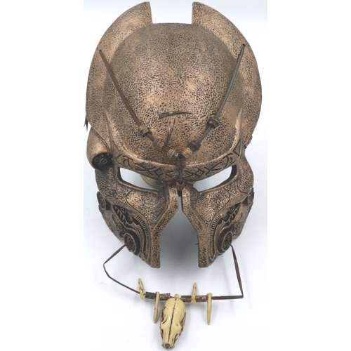 168 - Collectors edition Predator wall mask, H: 32 cm. P&P Group 2 (£18+VAT for the first lot and £3+VAT f... 