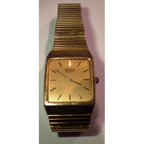 Gold plated quartz Seiko Tank wristwatch requires battery. P P