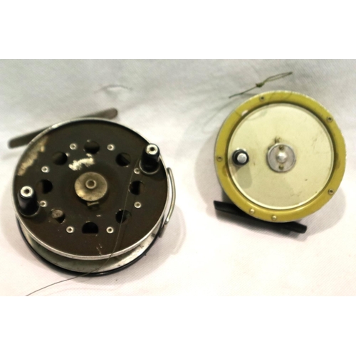 2046 - Mitre-Hardy Jewel reel and a Strike Right reel (2). P&P Group 2 (£18+VAT for the first lot and £3+VA... 